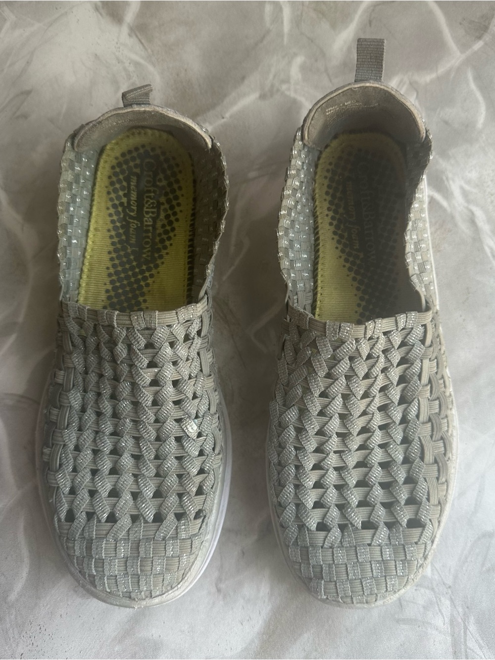 Kohls Silver Woven Easy walking shoes Size 8
